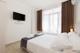Galley Hotel