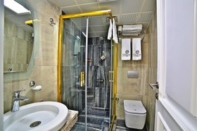 Glamour Hotel