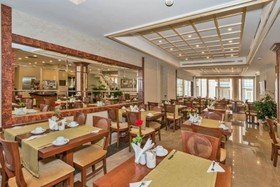 Glorious Hotel