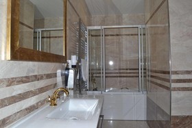 Gümüs Palas