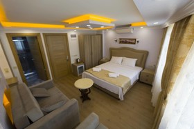 Oasis Suites Old City