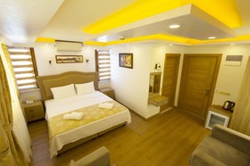 Oasis Suites Old City