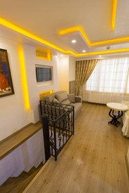 Oasis Suites Old City