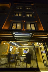 Oasis Suites Old City