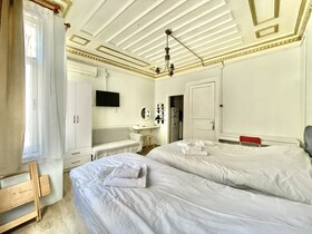 Golden Home