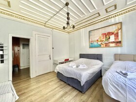 Golden Home