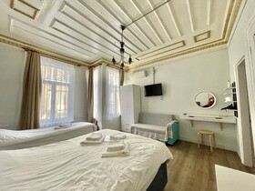 Golden Home