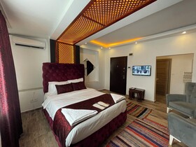 Taksim Stone Wall Apartments