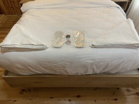 Golden Metro Boutique