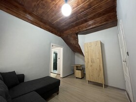 Golden Metro Boutique