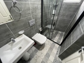 Golden Metro Boutique