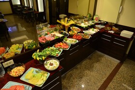 Golden Siyav Hotel