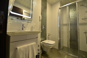 Golden Siyav Hotel