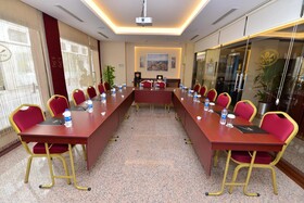 Golden Siyav Hotel
