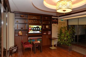 Golden Siyav Hotel