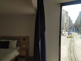 Golden Street Hotel