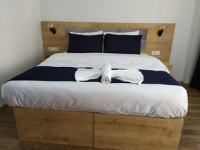 Golden Street Hotel