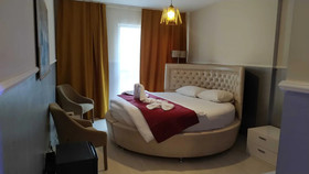 Gold Suite