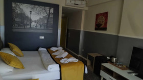 Gold Suite