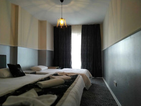 Gold Suite