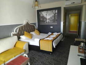 Gold Suite