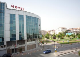 Grand Abimo Hotel