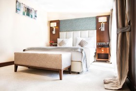 Grand Aras Hotel & Suites