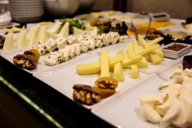 Grand Aras Hotel & Suites