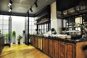 Grand Aras Hotel & Suites