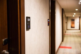 Grand Aras Hotel & Suites