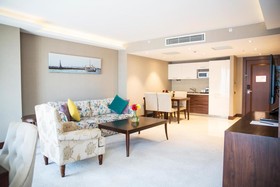 Grand Aras Hotel & Suites