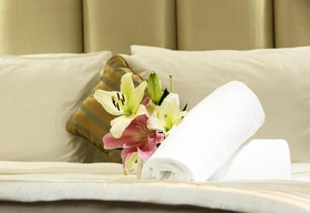 Grand Aras Hotel & Suites