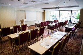 Grand Aras Hotel & Suites