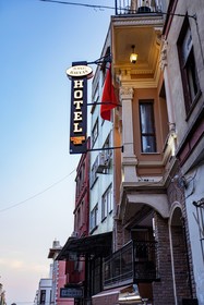 Grand Balyan Hotel & Restaurant