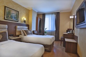 Grand Hilarium Hotel