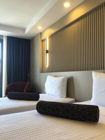 Grand Iska Hotel