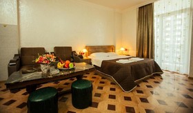 Grand Lara Hotel & Apartments