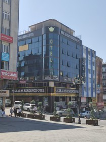 Grand Lara Hotel & Apartments