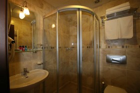 Grand Peninsula Hotel