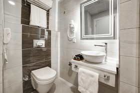 Great Fortune Design Hotel