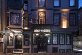 Grey House Hotel