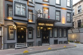 Grey House Hotel