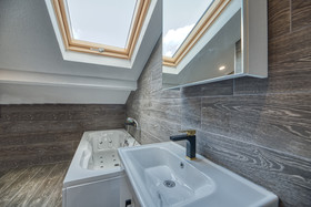 Gris & Verde Suite Hotel