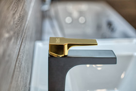 Gris & Verde Suite Hotel