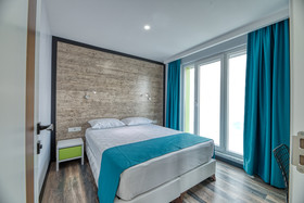Gris & Verde Suite Hotel