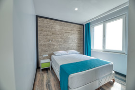 Gris & Verde Suite Hotel