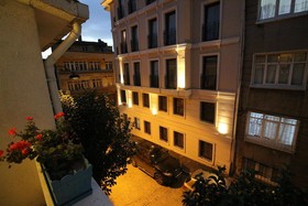Nezahat Sultan Apart Hotel