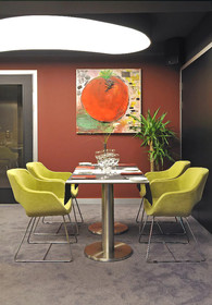 Vernazza Suites Hotel