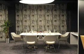 Vernazza Suites Hotel