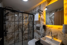 Hopefull Hotel